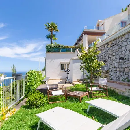 Luxury Tao * Taormina